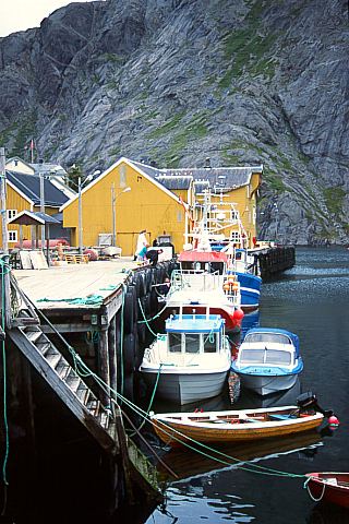 NordlandFlakstadNusfjord03 - 53KB