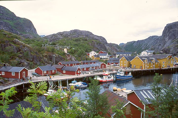 NordlandFlakstadNusfjord09 - 92KB